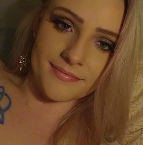 Meet your Posher, Sierra